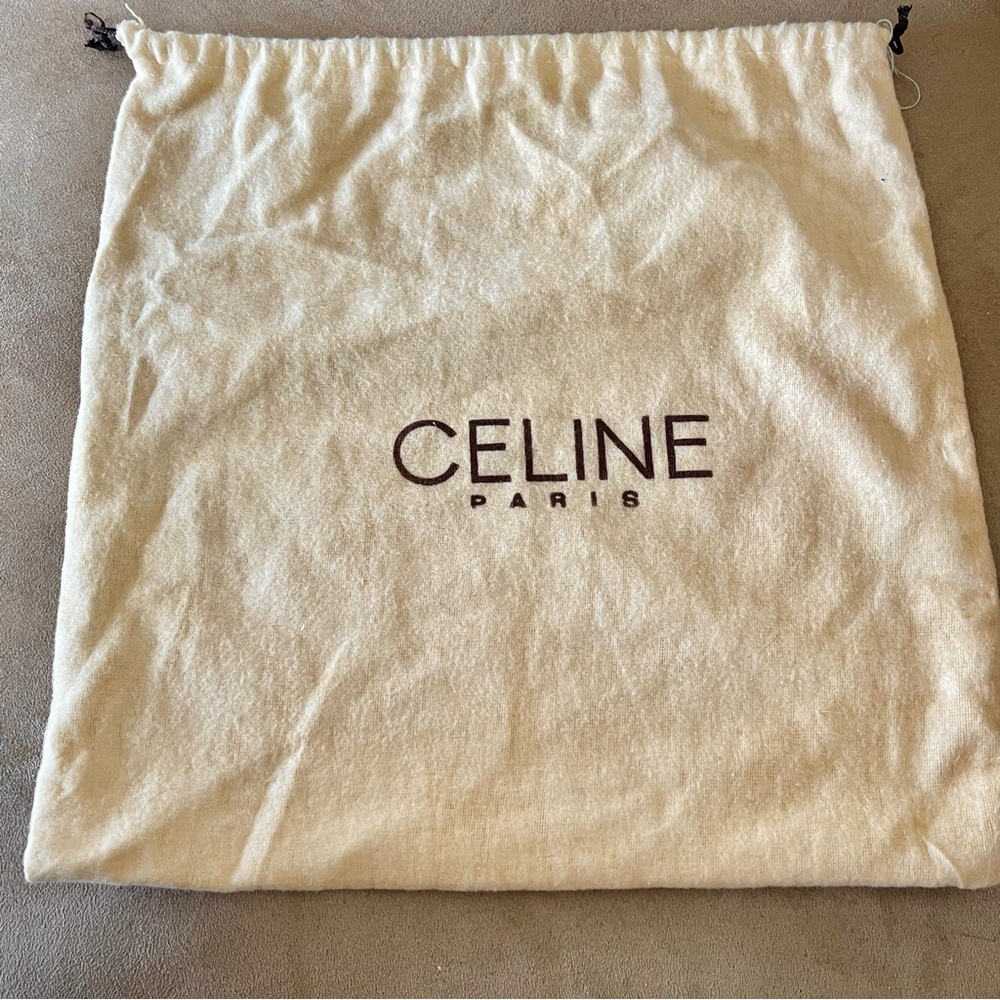 Celine Paris White Shoulder Bag - Picture 14 of 14